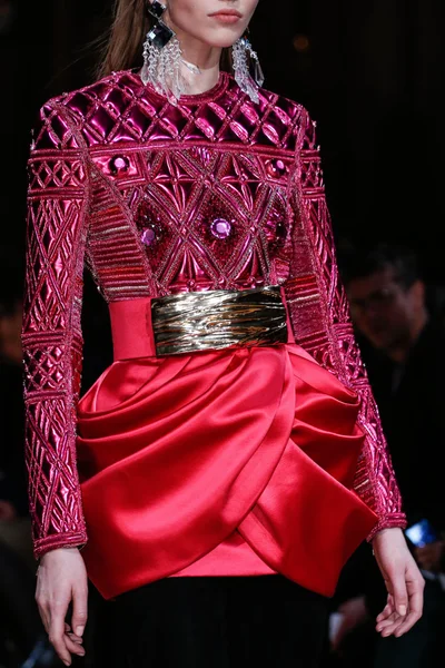 Look 12